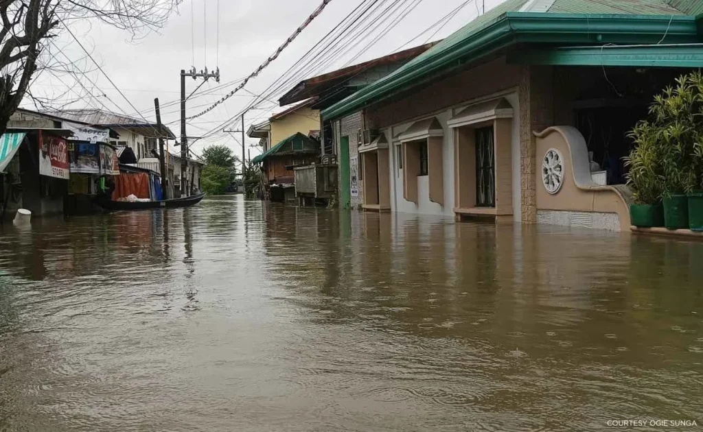 Photo taken by Calumpit, Bulacan resident Ogie Sunga showing flooding in the area as of Aug. 13.
