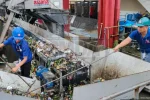 MMDA personnel clearing accumulated garbage at the Paco Pumping Station in Manila on Aug. 18, Tuesday.