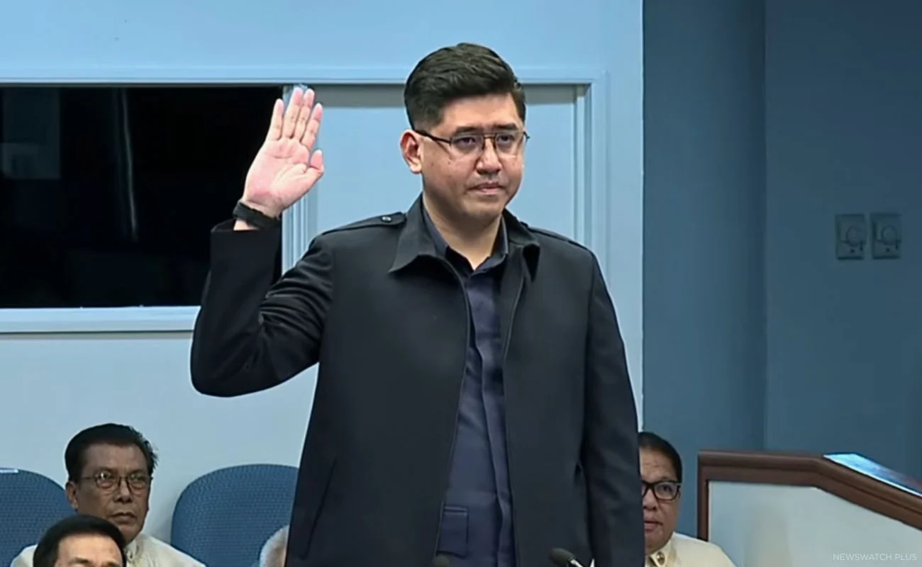 PMaj Joericson Sangalang takes his oath as a prosecution witness during Vice President Sara Duterte’s impeachment trial on Sept. 28.