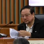 Former Public Works Usec. Roberto Bernardo testifying at a bail hearing for Sen. Jinggoy Estrada’s plunder case at the Sandiganbayan on Oct. 28.